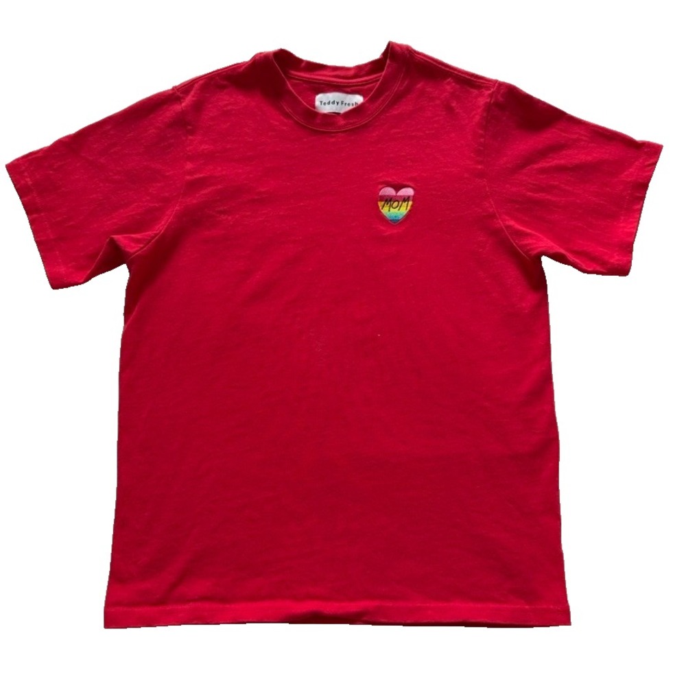 Teddy Fresh Embroidered Rainbow Heart "MOM" Red short sleeve t shirt Sz S cotton